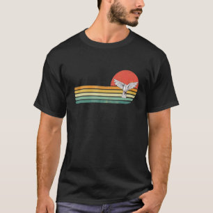 Retro Vintage Dove Pigeon Animal Dove Hunting Bird T-Shirt