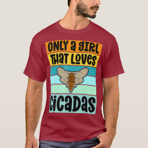 Retro Vintage Girl That Loves Cicadas Insect T-Shirt
