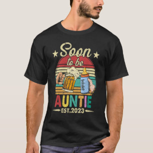 Retro Vintage Soon to be Auntie Est 2023 T-Shirt