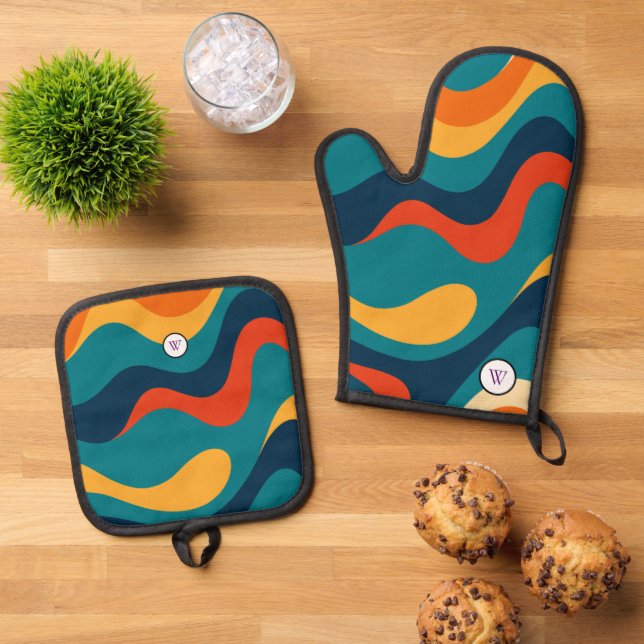 Retro Wavy Pattern Modern Abstract  Oven Mitt & Pot Holder Set (Top Down)