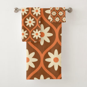 Retro White Flowers on Brown Vintage Ogee  Bath Towel Set