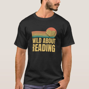Retro Wild About Reading Teacher Back To School T-Shirt