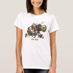 Retro Wildlife Photographer Illustration T-Shirt