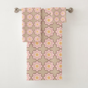 Retro yellow floral patterned bath towel set