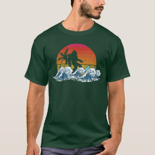 Retro Yeti Sasquatch Surfer Surfing Summer funny v T-Shirt