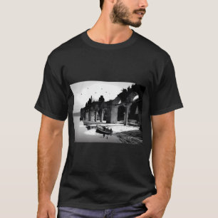 Revelation in the light of day T-Shirt