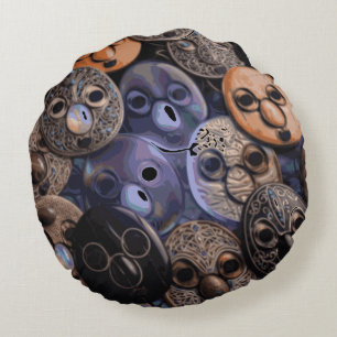 RG RA Egg Art Round Cushion