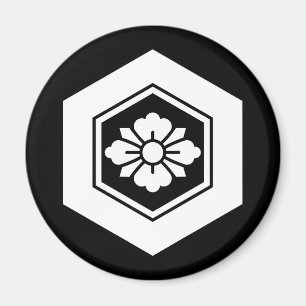 Rhombic flower with Swords in tortoiseshell Magnet