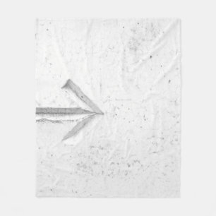 Right arrow sign on wall fleece blanket