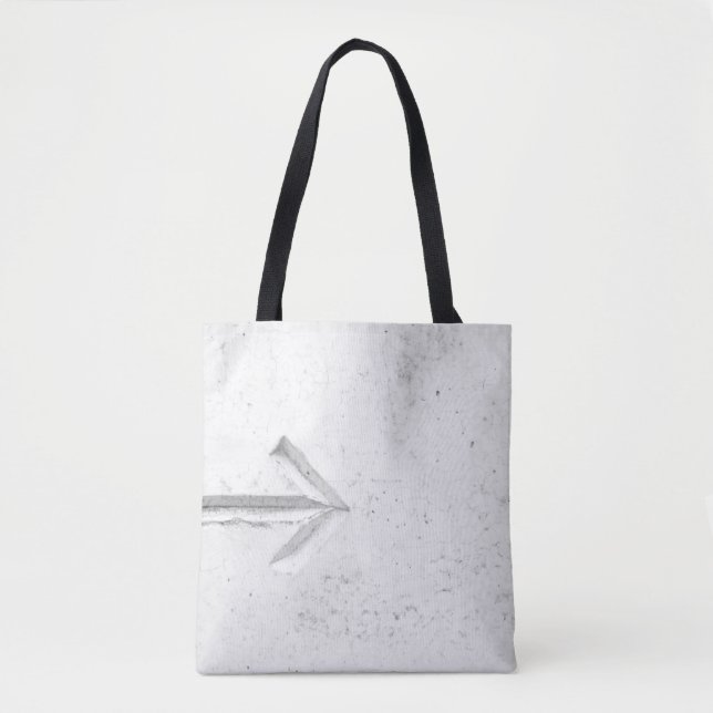 Right arrow sign on wall tote bag (Front)
