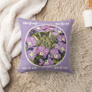 RING OF LIGHT PURPLE FLOWERS CUSHION