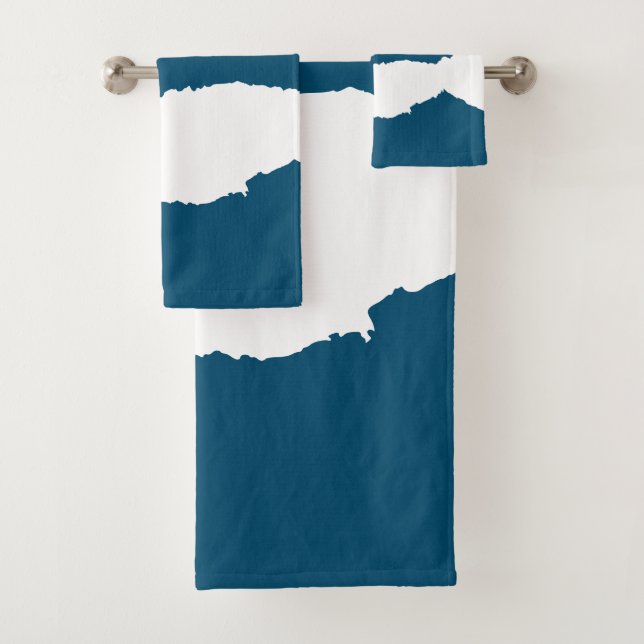 Ripped Wave Ocean blue Bath Towel Set (Insitu)