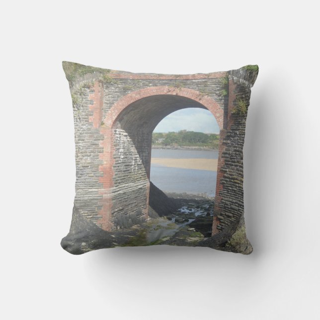 river bridge cushion (Front)