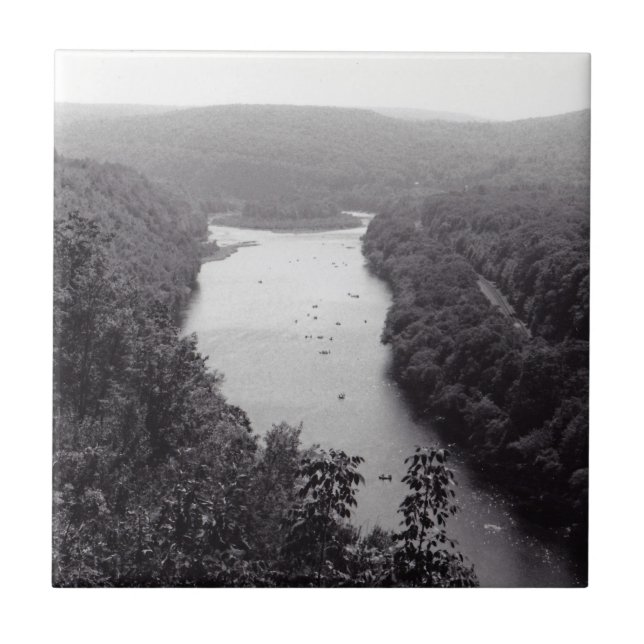 River Circle Ceramic Tile (Front)