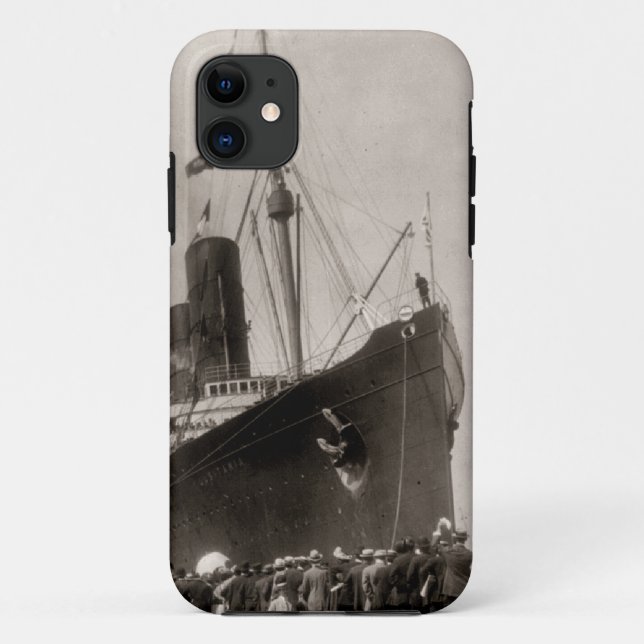 RMS Lusitania arrives New York City 1907 Case-Mate iPhone Case (Back)