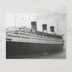 RMS Queen Mary Collection Postcard