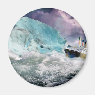 RMS Titanic and Iceberg Painting Magnet