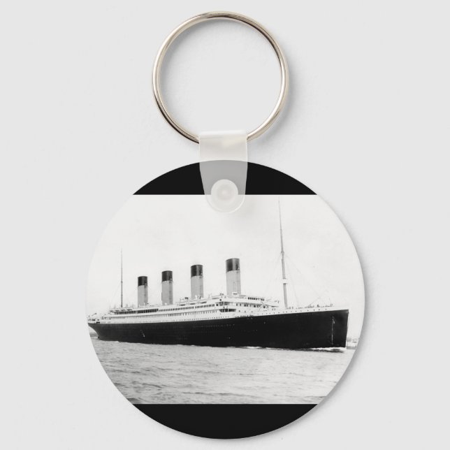 RMS Titanic Passenger Liner Key Ring (Front)