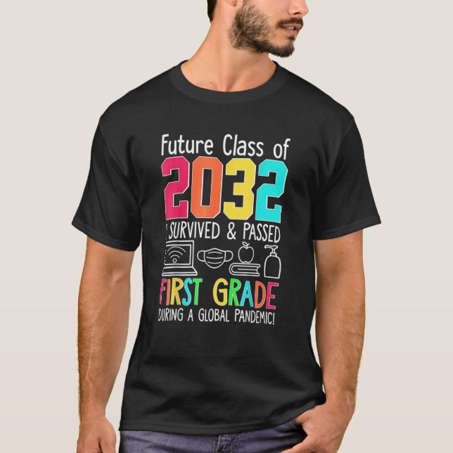 Rngq Colourful Class Of 2032 First Grade Back To S T-Shirt (Front)