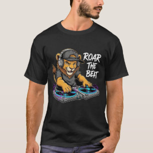 Roar the Beat – Lion Headphones Music Vibes  T-Shirt