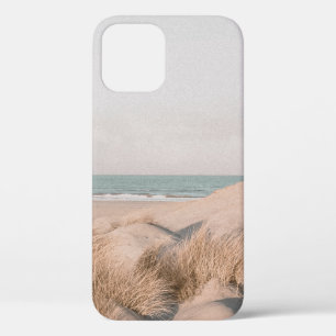 ROCK FORMATION ON BEACH iPhone 12 CASE