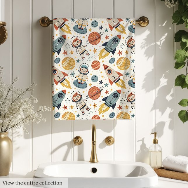 Rocket Ship Towel Trendy Gift for Space-Loving Boy (Rocket Ship Towel Trendy Gift for Space-Loving Boy)