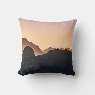 ROCKY MOUNTAIN CUSHION