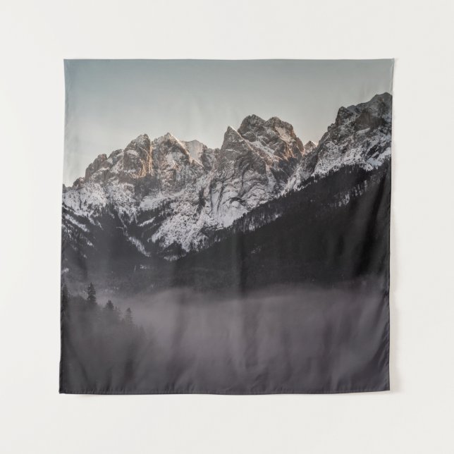 ROCKY MOUNTAIN UNDER GRAY KY TAPESTRY (Front)