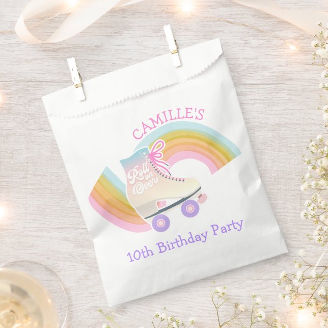 Roller Skating Girl Birthday Party  Favour Bag (Clipped)
