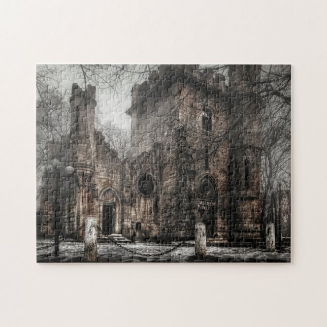 Romanescu castle jigsaw puzzle (Horizontal)