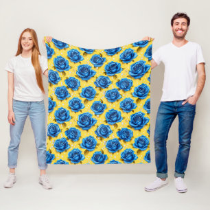 Romantic Blue Roses Modern Flower 🌹 Fleece Blanket