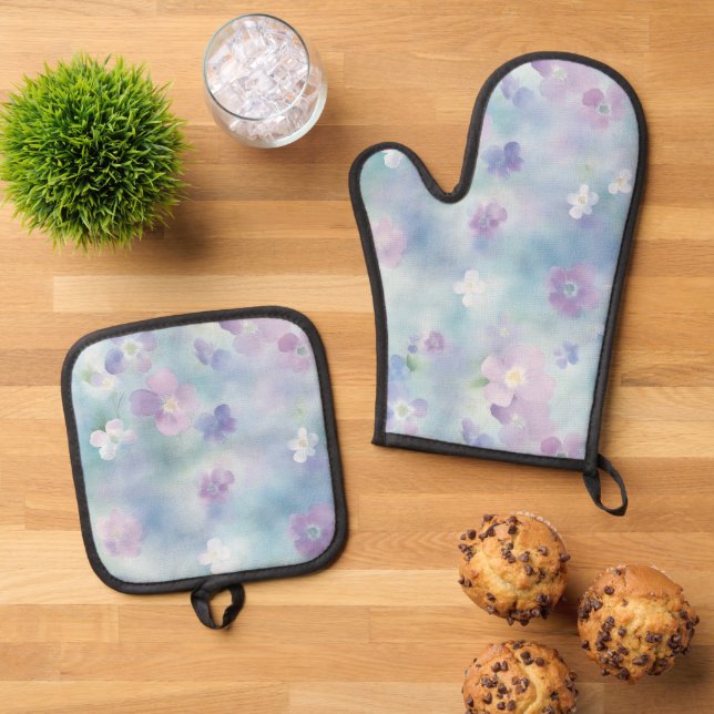 Romantic Pretty Lavender White Flowers   Oven Mitt & Pot Holder Set (Top Down)