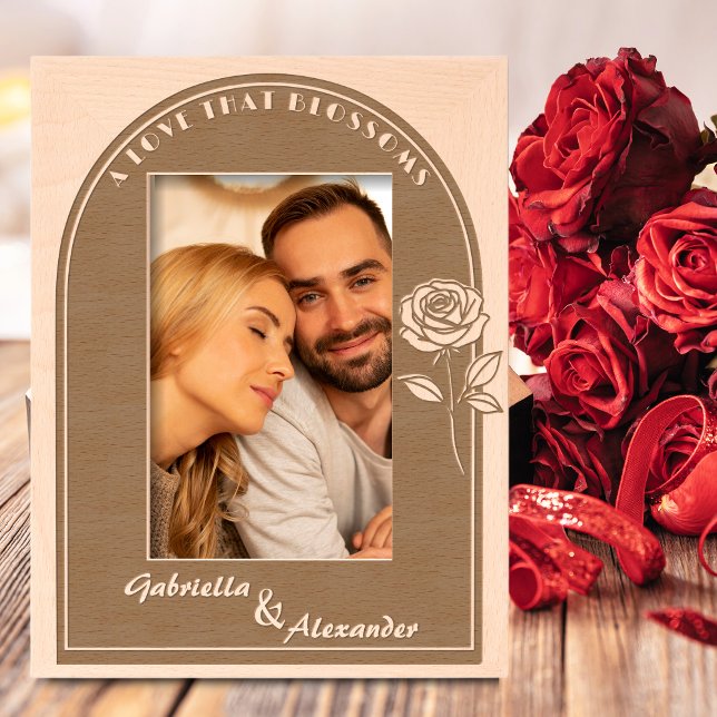 Romantic Valentine’s Gift for Couples - Rose  Etched Frames (Creator Uploaded)