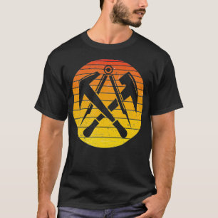 Roofers Guild Coat Of Arms Sign Orange Vintage Re T-Shirt