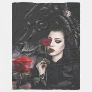 ROSE WOLF FLEECE BLANKET