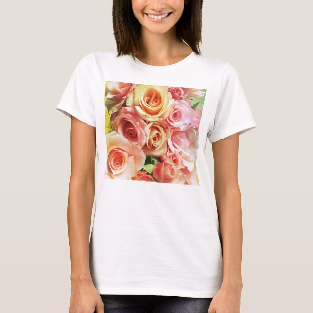 Roses profusion T-Shirt (Front)
