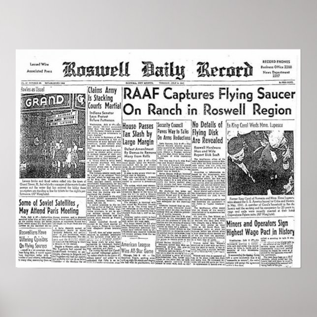 Roswell UFO Incident Newspaper clipping Poster (Front)