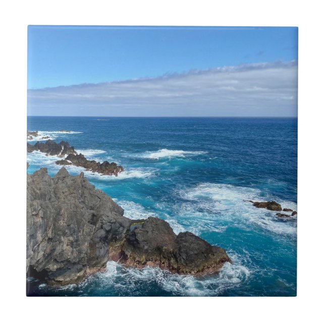 Rotating in the sea ceramic tile (Front)