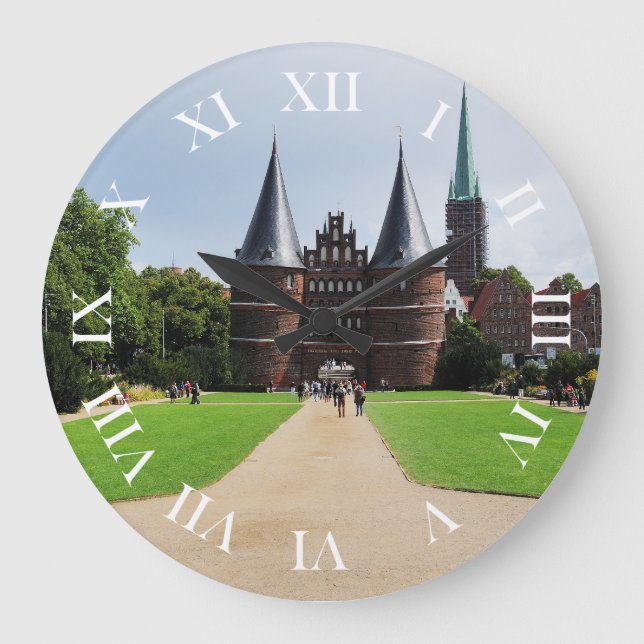 Round clock Roman numerals Lübeck Holstentor (Front)