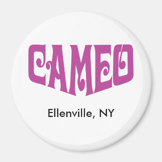 Round Magnet with Pink Cameo logo