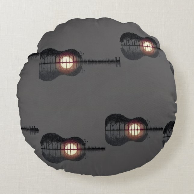 Round Pillow (Front)
