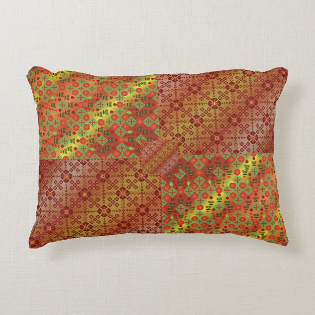 Round Pillow (Front)