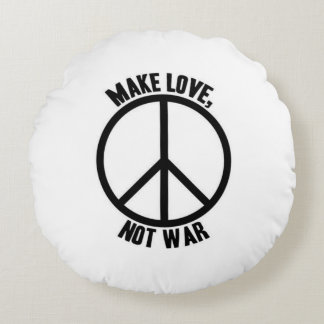 Round pillow black & white