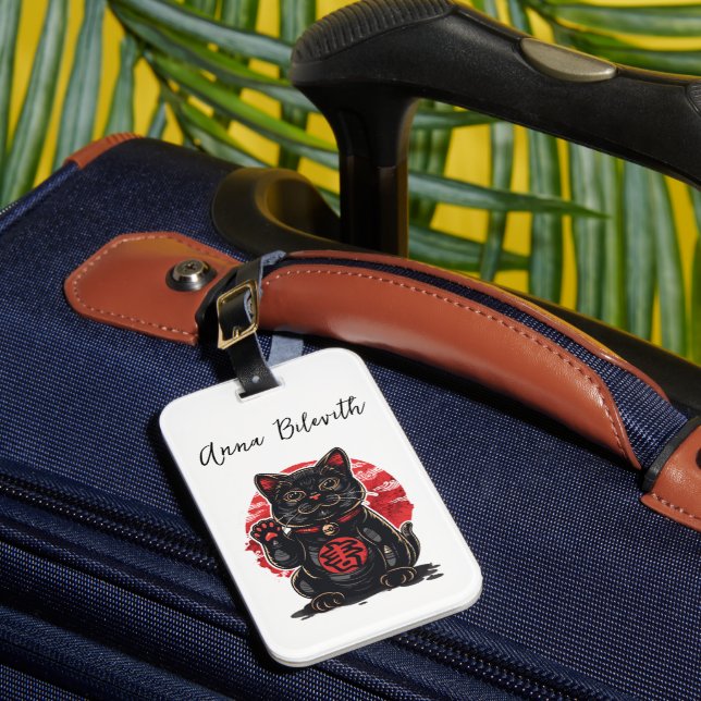 Round Pillow Luggage Tag (Front Insitu 1)