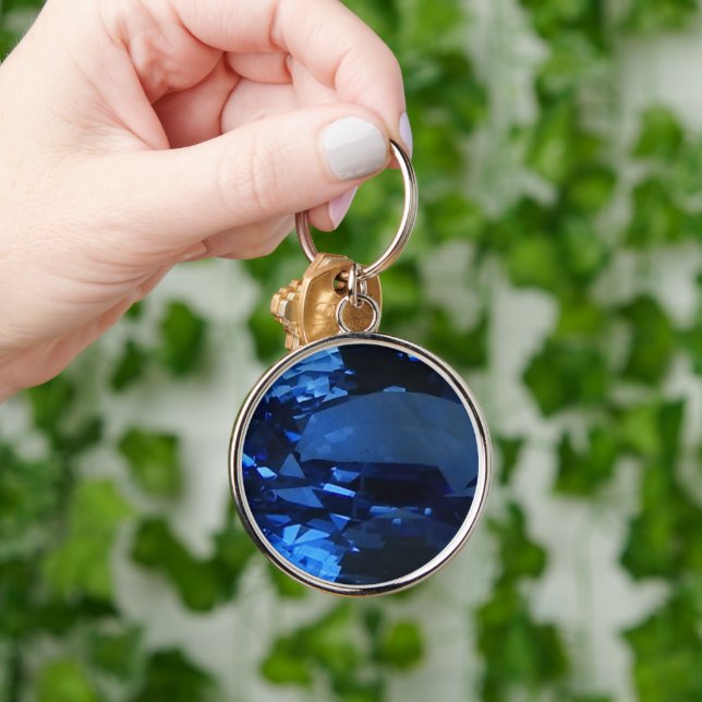Round Sapphire Keychain (Hand)