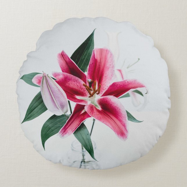 Round Throw Pillow (16") (Front)