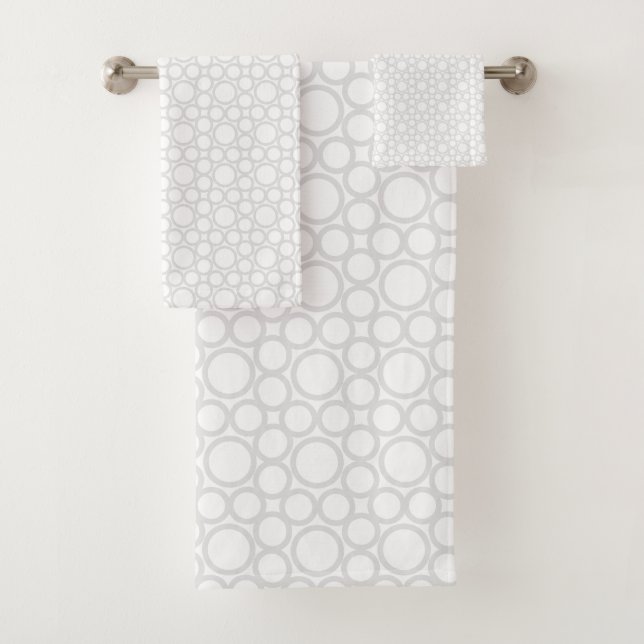 Rounding Stars White/G Decor-Soft Modern Towels (Insitu)