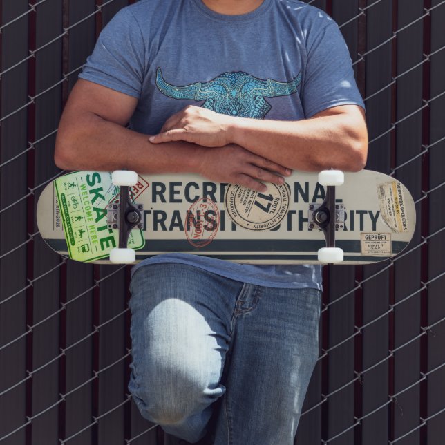Route 17 International Skateboard (Outdoor 3)