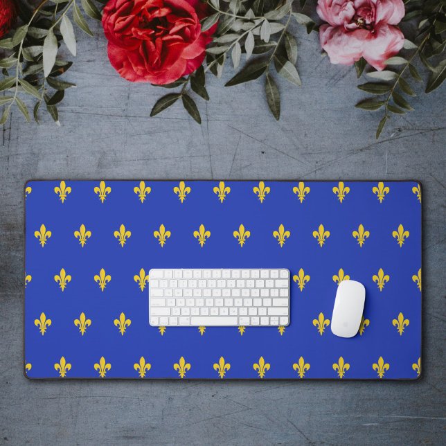 Royal Blue Desk Mat with gold Fleur de Lis (Royal Blue Desk Mat with gold Fleur de Lis)