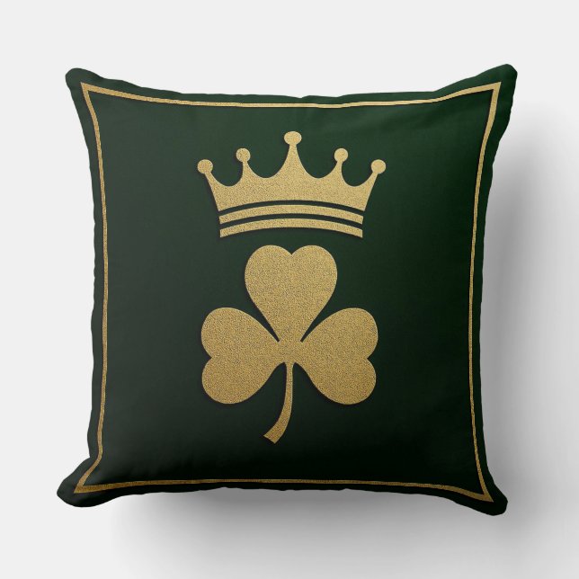 Royal Clover Emblem St. Patrick’s Day Cushion (Front)